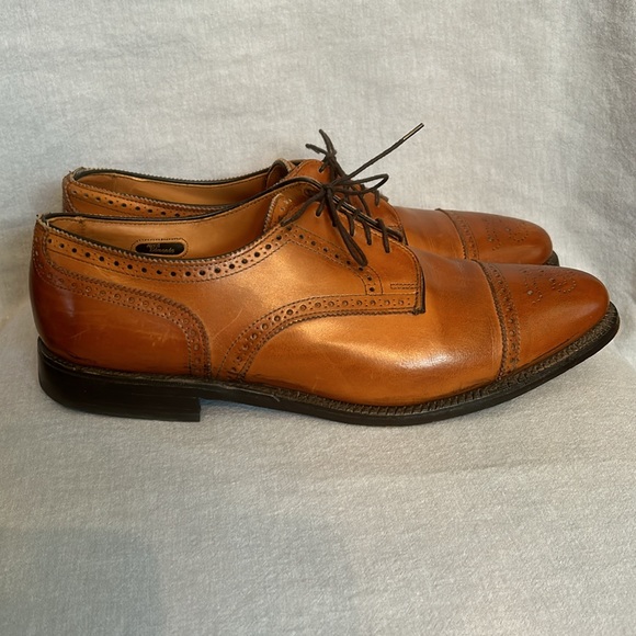 Allen Edmonds Sanford Cap Toe Oxford All Leather with Leather Soles - Picture 4 of 12